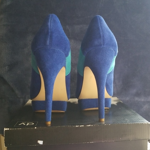 Shoe - Picture 4 of 5